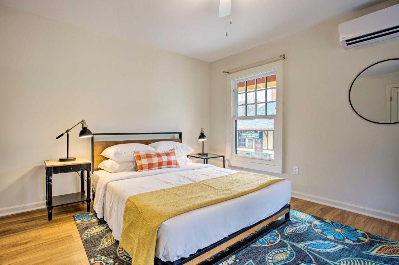 Newly Remodeled Apartment On Main Street In Saluda エクステリア 写真
