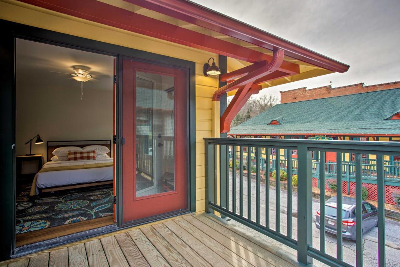 Newly Remodeled Apartment On Main Street In Saluda エクステリア 写真